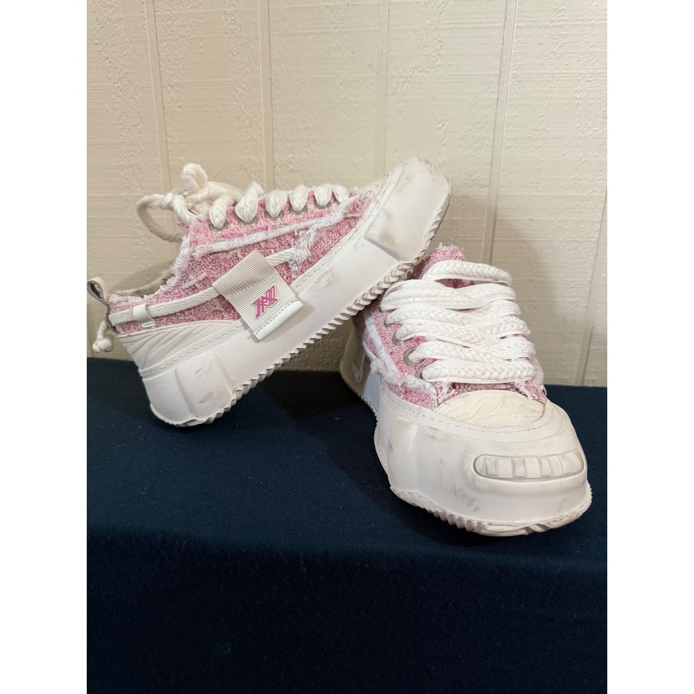 Elevate Pink Tweed Distressed Platform Sneakers Low Top Chunky White Sole Size 9